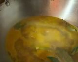 Foto langkah ke 3 dari resep Ayam Goreng Kremes.