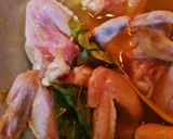Foto langkah ke 3 dari resep Ayam Goreng Cepat Praktis.