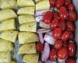 Foto del paso 3 de la receta: Muslos de Pollo con Aromas de Monte al Horno