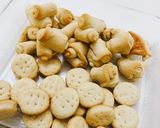 Foto del paso 5 de la receta: Bizcochitos y cuernitos de grasa 😋