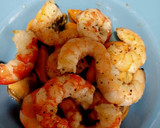 Foto del paso 3 de la receta: Spaghetti negro, con frutos de mar