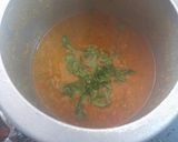 चना दाल तोरई के साथ (chana dal torai ke sath recipe in Hindi) रेसिपी चरण 6 फोटो
