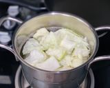 Hình bước làm 1 của món Bắp Cải Luộc