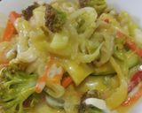 Foto del paso 9 de la receta: Plato de vegetales salteados cremosos con pasta🥦🌶️🧅🥕🍝