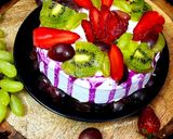 A picture of step 5 of Fresh Fruit Cake with Whipped cream.