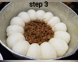 A picture of step 4 of Bubble pizza.