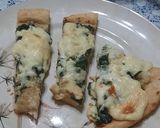 Foto del paso 6 de la receta: Pizza blanca de espinacas y quesos