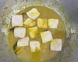 Foto langkah ke 6 dari resep Ayam tahu tempe ungkep bumbu kuning.