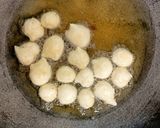 Foto langkah ke 4 dari resep Loukoumades Donat Yunani.