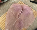 Foto del paso 3 de la receta: Pechuga de pollo con jamón y queso