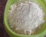 A picture of step 2 of Aaloo ke Pakorey.