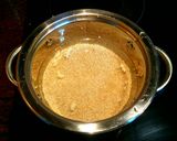 Foto del paso 1 de la receta Revuelto de trigueros y setas con quinoa y magro ahumado