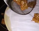 A picture of step 7 of Crispy cabbage pakoda.