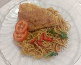 Foto langkah ke 4 dari resep Mie Kuning Goreng.