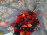 Smoothie de frutos rojos con leche de coco