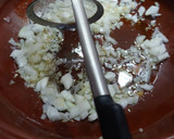 Foto del paso 3 de la receta: Albóndigas de pollo estofadas