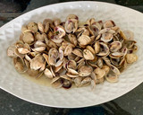 Foto del paso 4 de la receta: Chirlas con ajito y guindilla