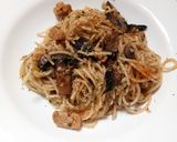 Foto langkah ke 6 dari resep Spaghetti Tuna Jamur Aglio e Olio.
