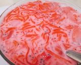 Foto langkah ke 3 dari resep Es Pink Lava Jelly.