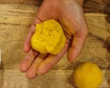 A picture of step 8 of Pumpkin Mochi.