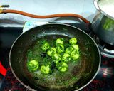 A picture of step 8 of Tirangi idli goli.