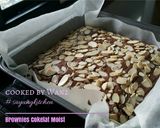 Foto langkah ke 4 dari resep Brownies Coklat Moist.