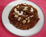 A picture of step 5 of Caramelized suji /rava halwa.