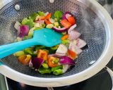 A picture of step 7 of Soya Chilli.