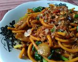 Foto langkah ke 6 dari resep Mie Lidi Goreng Bakso.