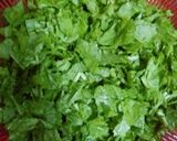 Hình bước làm 2 của món Canh cải cá rô