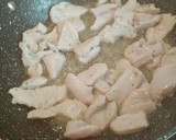Foto del paso 2 de la receta: Pechuga de pollo con curry y champiñones