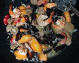 Foto langkah ke 4 dari resep Tumis Sayur Udang Saus Tiram.