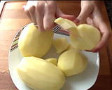 Foto del paso 4 de la receta: Estofado de patatas y costillas de cerdo