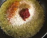 A picture of step 3 of Mimika's Stuffed Grape Leaves (Dolmadakia).