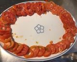 Une image de l'étape 6 de Salade du jardin (tomates, concombre, poivrons, basilic).