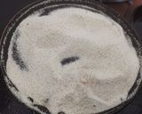 A picture of step 1 of Kerala upma.