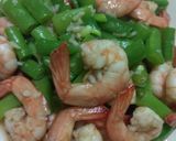 Foto langkah ke 5 dari resep Tumis buncis udang saus tiram.