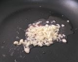 รูปขั้นตอนการทำที่ 4 ของ ผัดขิงอกไก่ สูตรใส่เหล้าจีน