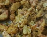 आलू गोभी की सब्जी(gobhi aloo ki sabzi recipe in hindi) रेसिपी चरण 3 फोटो