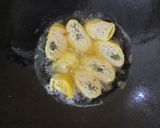 Foto langkah ke 10 dari resep Rolade Tahu Jamur Tiram.