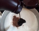 A picture of step 1 of Hershey's Chocolate idli.