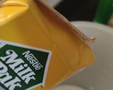 A picture of step 4 of Date & Vanilla shake.