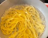 A picture of step 1 of Fettuccine with Scallops and Tobiko Cream Sauce.