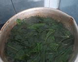 Foto langkah ke 3 dari resep Daun Singkong Rebus Empuk.