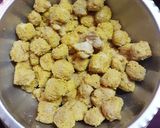 A picture of step 2 of Soyabean keema Matar.