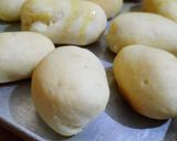 Foto langkah ke 5 dari resep Cheese Rolls.