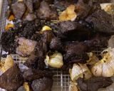 Foto langkah ke 2 dari resep Daging sapi goreng bawang putih.