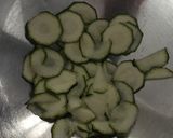 Kecskesajtos, pestós saláta recept fázis 3 fotója