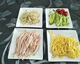 A picture of step 3 of Japanese Hiyashi Chuka Ramen.