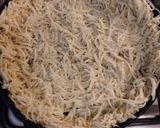 Foto del paso 1 de la receta: Tarta de carne y papas ralladas (sin masa)